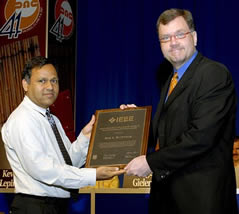 Rutenbar accepting award